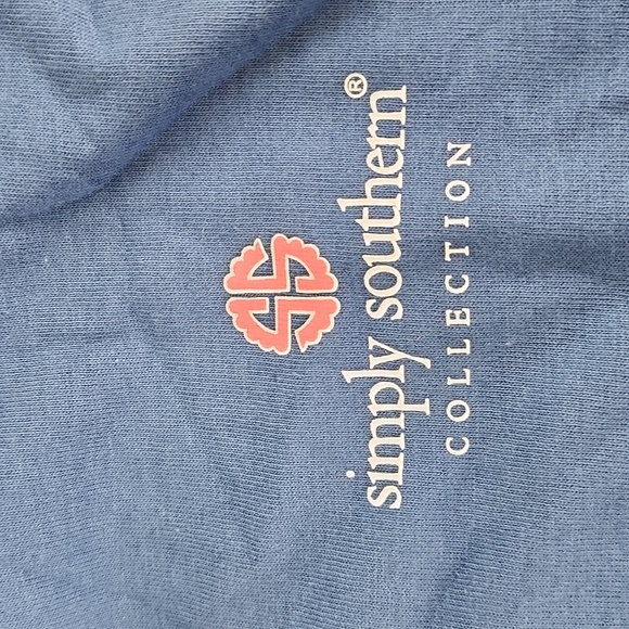 Simply Southern slate blue long sleeve tshirt, sisters are like cacti Size Small - Picture 2 of 7